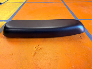 Black eMOTO eBike seat in MOTO style, Ripper/Kabbit model, product image showing side and top view.