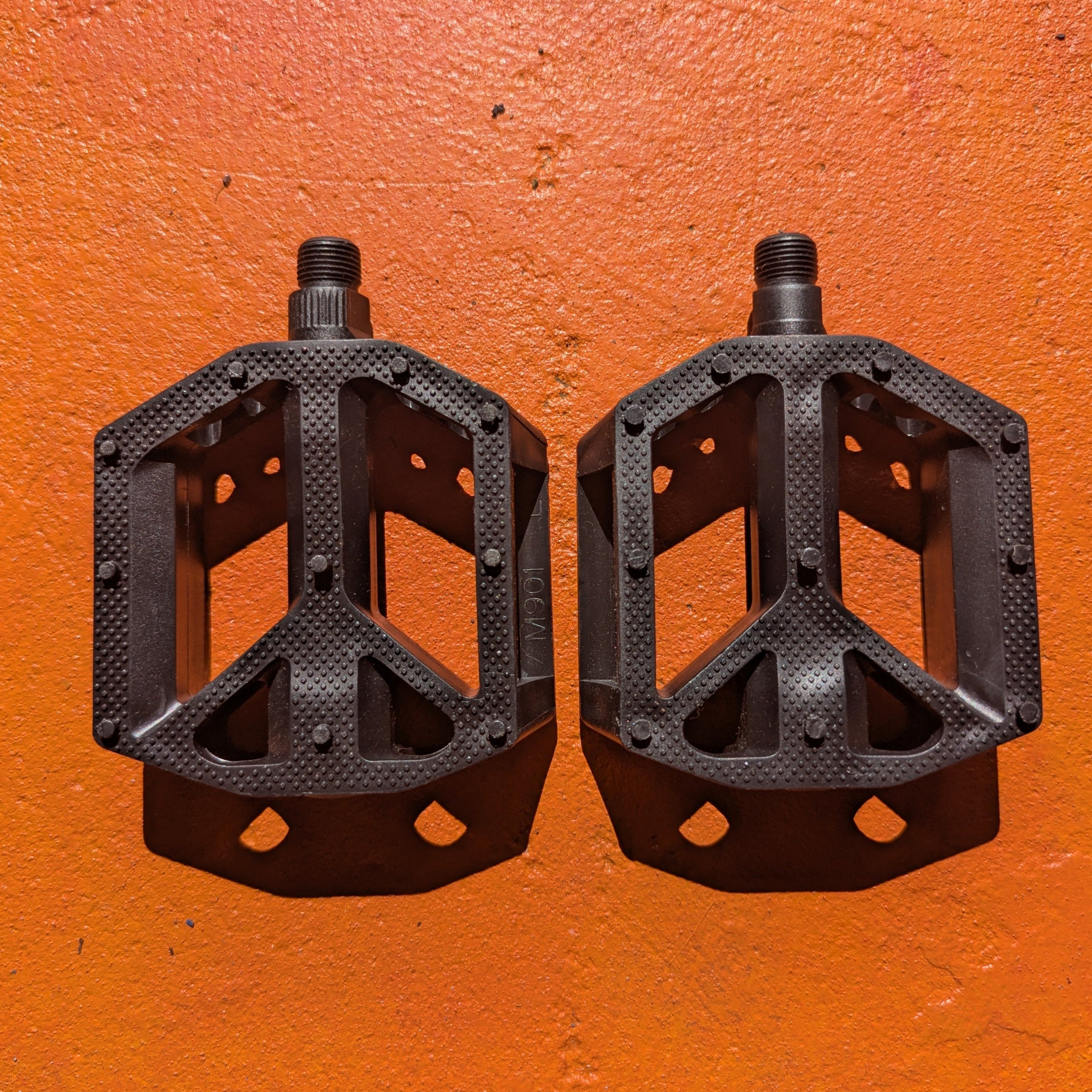 connected cycle pedals eBike - Nylon eagle pair The Spinning TRIO pedals Farbe:FR-Set-Carbon Ebike Gewinnspiel ▷ 2