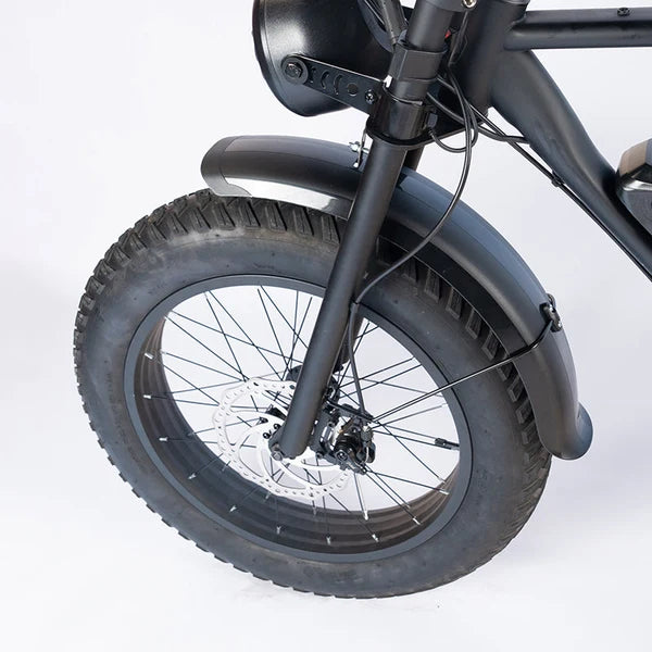 Side view of the Macfox X1S eBike equipped with the Fender Kit, showcasing the front and rear fenders installed on the bike.